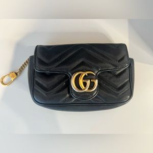 Gucci GG Marmont matelassé leather super mini bag.
